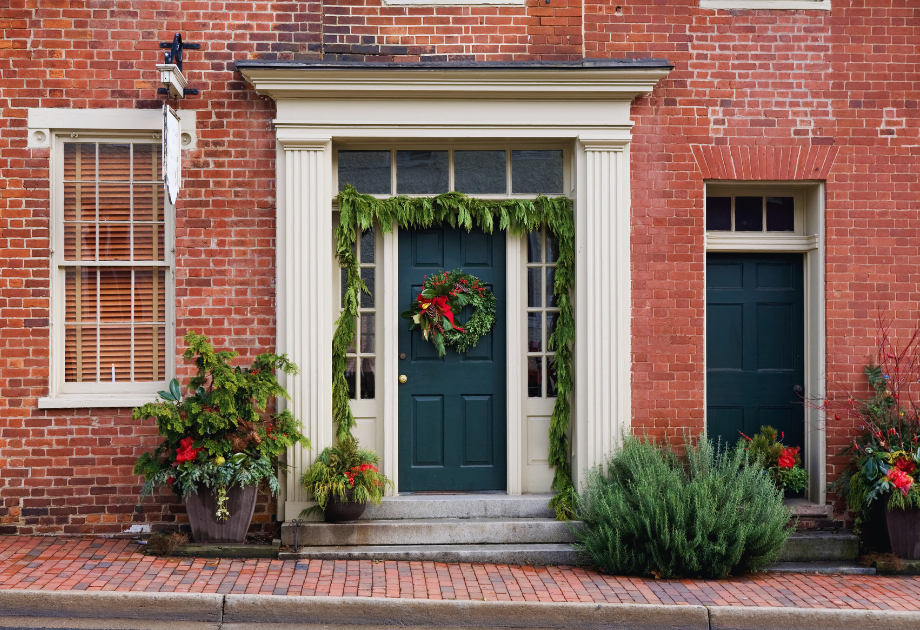 Outdoor Christmas display